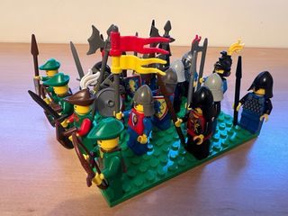 Lote  18 Muñecos Lego Vintage Caballeros