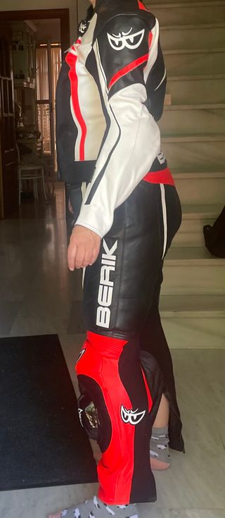 Mono de moto Berik mujer talla 46