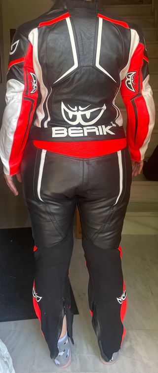 Mono de moto Berik mujer talla 46