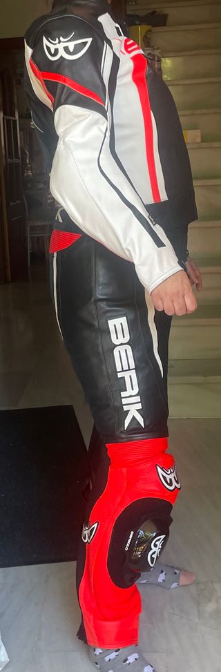 Mono de moto Berik mujer talla 46