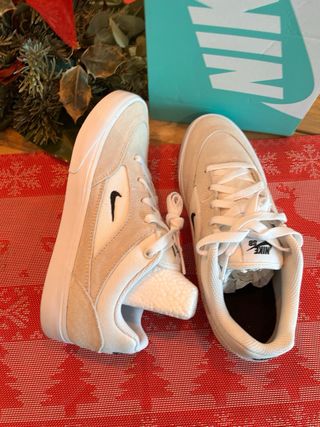 Zapatilla Nike Beige Talla 38