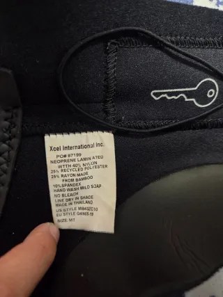 Traje de neopreno Xcel negro