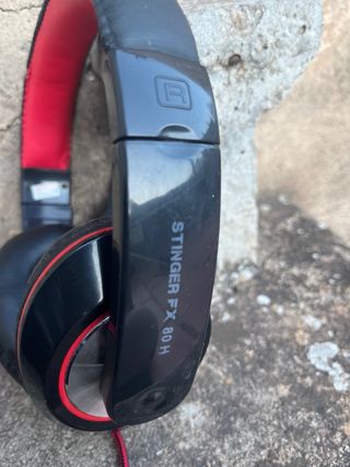 Auriculares Gaming Negros y Rojos No FUNCIONAN
