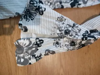 Camisa Massimo Dutti flores rayas