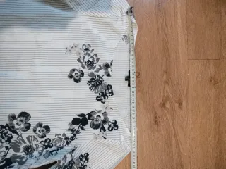 Camisa Massimo Dutti flores rayas