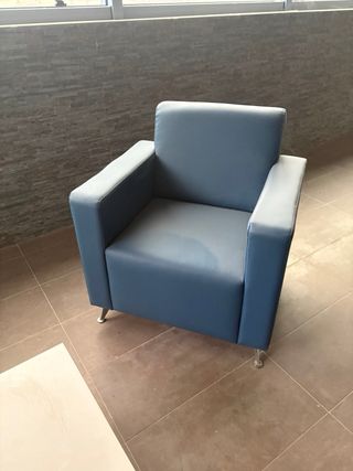 Divano e poltrone ufficio blu