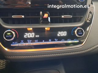 Toyota Corolla 1.8 125H BUSINESS PLUS E-CVT