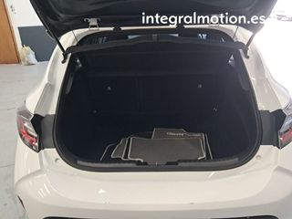 Toyota Corolla 1.8 125H BUSINESS PLUS E-CVT