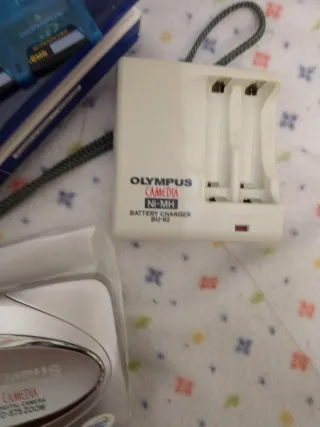 Cámara Olympus D-575 Zoom Digital