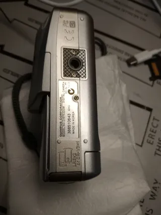 Cámara Olympus D-575 Zoom Digital