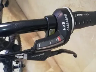 Bici MTB Marca: GIANT, Modelo: BOULDER, 26", S