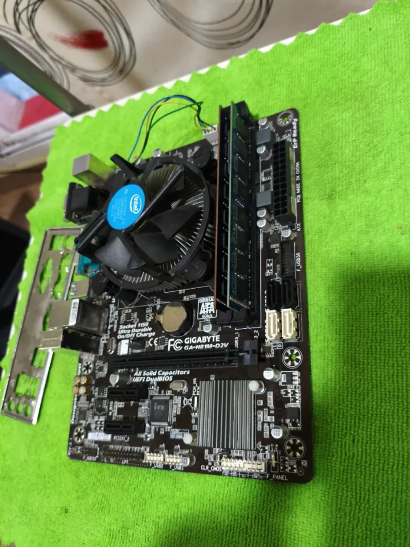 Lote: CPU-I7 y placa base y RAM afbeelding 2