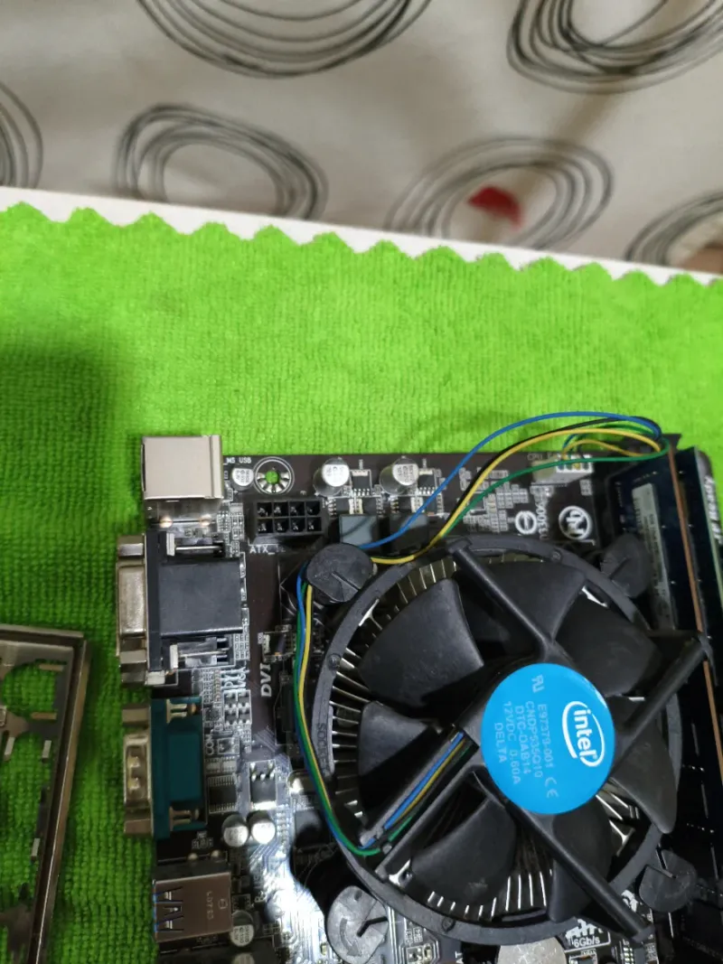 Lote: CPU-I7 y placa base y RAM afbeelding 4
