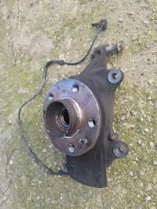 2 cojinetes  Ruedas Delantera renault trafic 2015