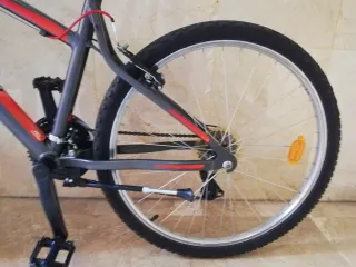 Bici MTB b'Twin ROCKRIDER 5.1, 26 Pulgadas, XS