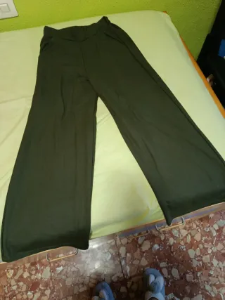 Pantalón ancho verde