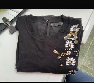 Top punto pedrería negro