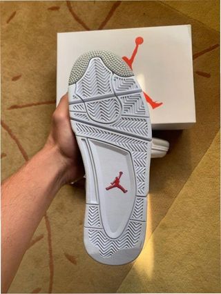 Jordan 4 Retro Talla 39