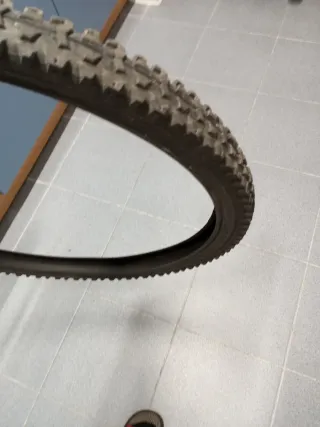 Cubierta de bicicleta