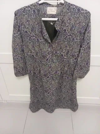 Vestido estampado floral talla M