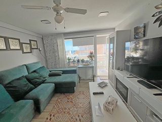 Piso en venta en La Carihuela en Torremolinos