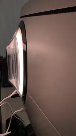 Monitor Samsung OLED 34 pollici