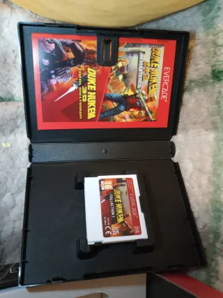 Consola Portátil Evercade EXP-R + Duke Nukem