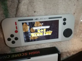 Consola Portátil Evercade EXP-R + Duke Nukem