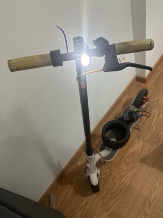 Patinete Xiaomi 3 con 2 gomas de repuesto
