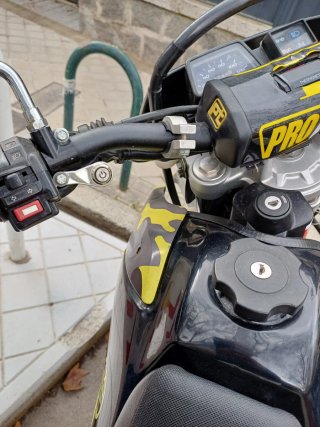 Yamaha dtx 125cc 2t Supermotard, Muchos extras.