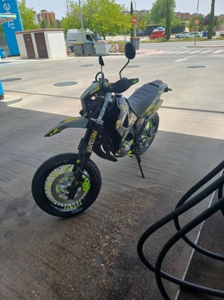 Yamaha dtx 125cc 2t Supermotard, Muchos extras.