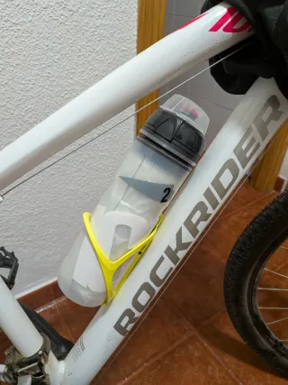 Bicicleta NUEVA Mujer + accesorios de regalo