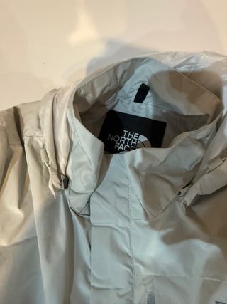 Cortavientos The North Face Beige