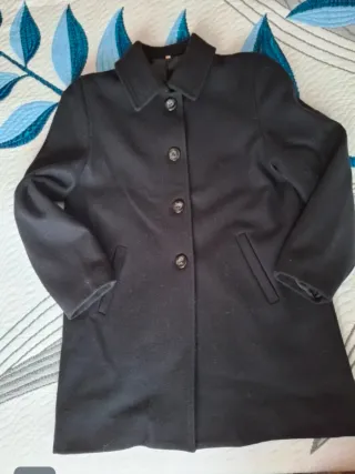 Abrigo negro talla 44