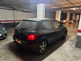 Peugeot 307 2004