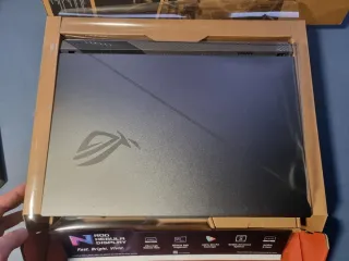 Portátil ASUS ROG G614J