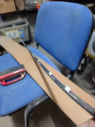 Moldura parabrisas D superior Nissan Primera 96-02