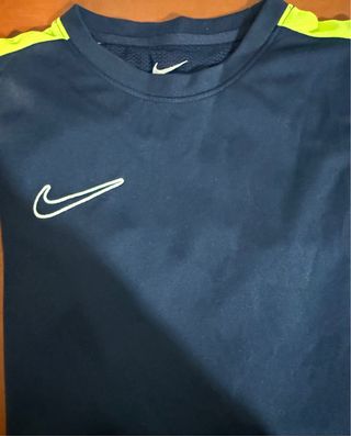 Camiseta deportiva infantil Nike