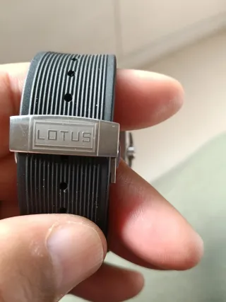 Reloj Lotus Code