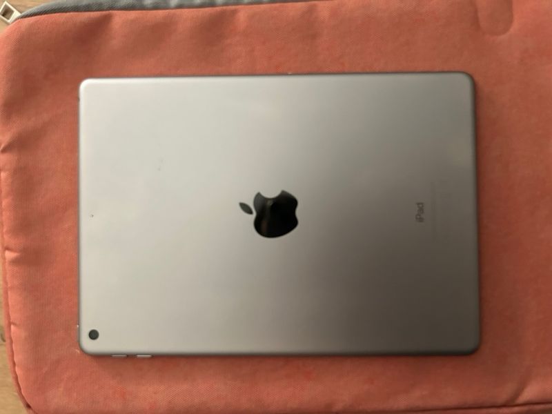 Apple iPad 5ª Gen Plata afbeelding 2