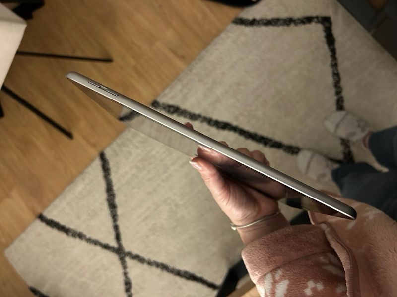 Apple iPad 5ª Gen Plata afbeelding 4