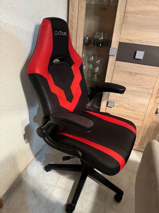 Silla Gaming GX Trust Negra y Roja