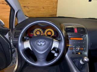 Toyota Auris 2.0 D-4D Active 2009