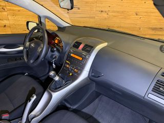 Toyota Auris 2.0 D-4D Active 2009