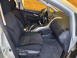 Toyota Auris 2.0 D-4D Active 2009