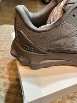 Zapatillas Alo Grises