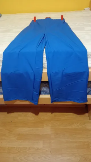 Pantalón ancho azul