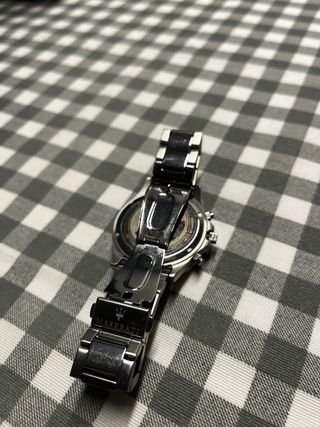 Reloj Maserati con caja