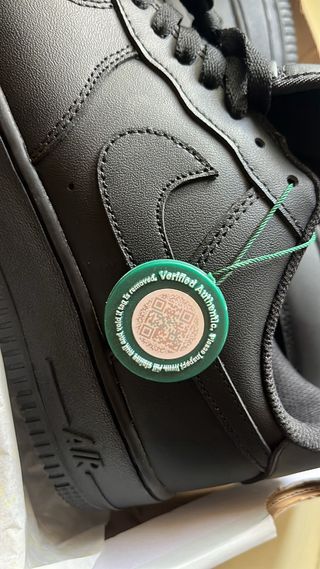 Nike Air Force 1 Negras