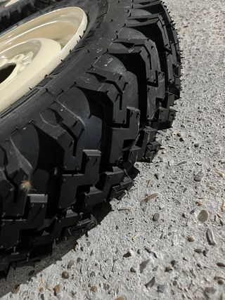 Juego 5 Llantas Land Rover Serie 2A